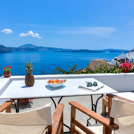 Chelidonia Traditional (adults Only) Apartment